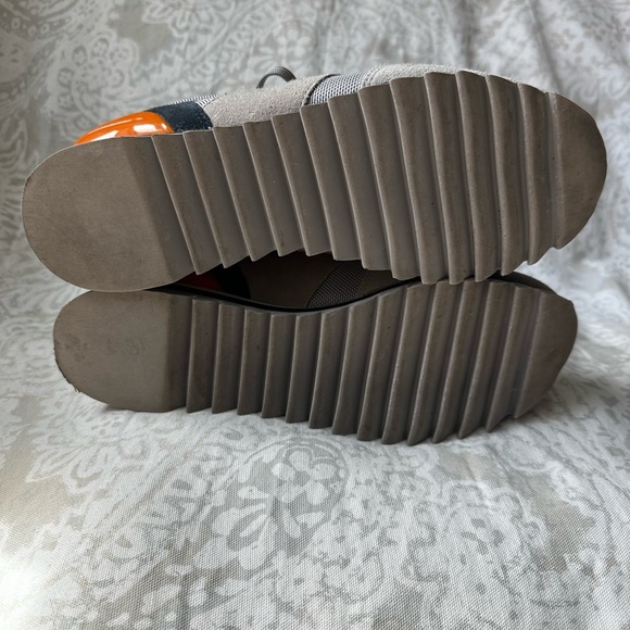 Tory Burch Logo Sawtooth Women's Multicolor Sneakers size 8.5 - Picture 9 of 16